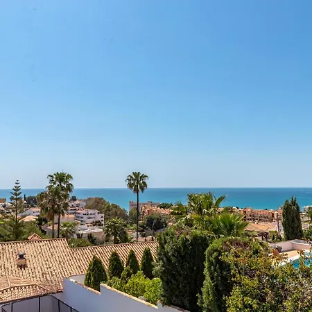 Intermezzo - Jacuzzi, Salt Water Pool & Bbq Willa Fuengirola