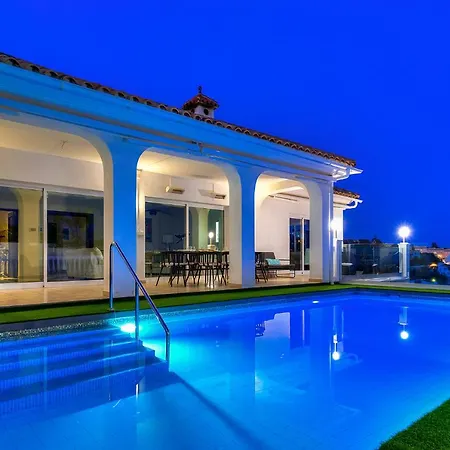 Willa Intermezzo - Jacuzzi, Salt Water Pool & Bbq *