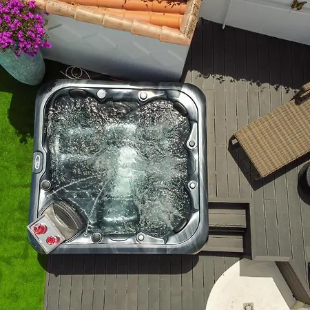 Willa Intermezzo - Jacuzzi, Salt Water Pool & Bbq *